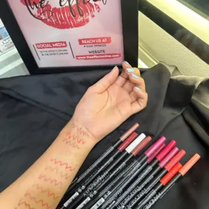 pack of 12 Huda beauty Lip & Eye pencils