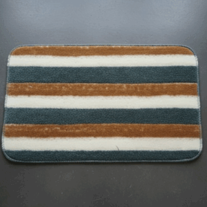 Versatile Absorbent Mat – 25"x16" Ultra-Soft Microfiber Quick-Dry Mat with Non-Slip Backing for Bathroom, Kitchen, and Living Spaces ( Random Design)