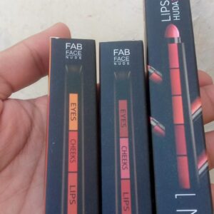 2 in 1 Combo HUDA Beauty Professional Eyes Cheeks Lips (Lipsticks)