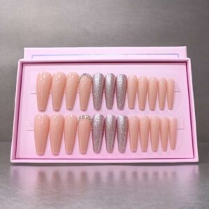 24Pcs O.TWO.O pink Matte Nails with accessories