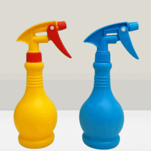 Water Spray Bottle Large for watering plants and ironing cloths Refillable Plastic Spray Bottle, (random color)