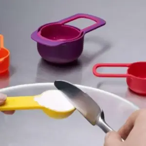 Measuring Cup And Spoon Set - 6Pcs (random colors)