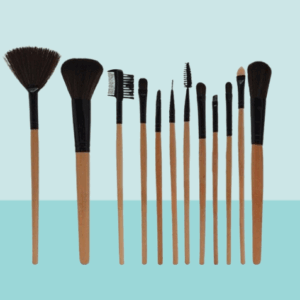 12-Piece Professional Makeup Brush Set with Roll-Up Pouch – Soft Bristles & Wooden Handles 
